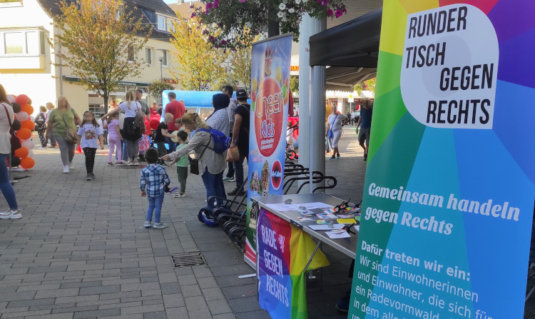 Gutes Wetter, Politik und Tischtennis